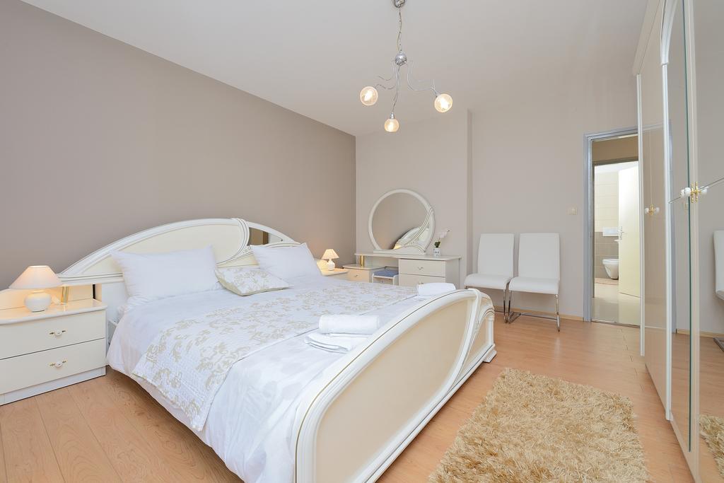 Apartment Kalelarga Zadar Quarto foto